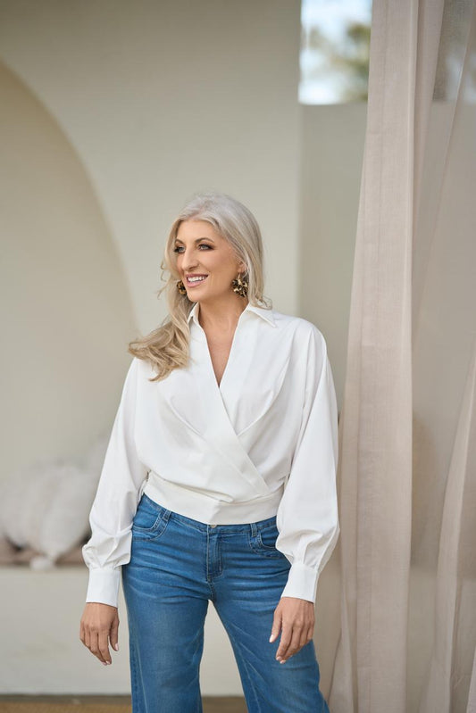 New style White Collar blouse