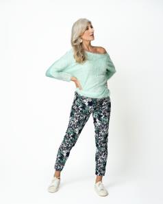 Bon Bon Fluffy Top with wide neckline Mint